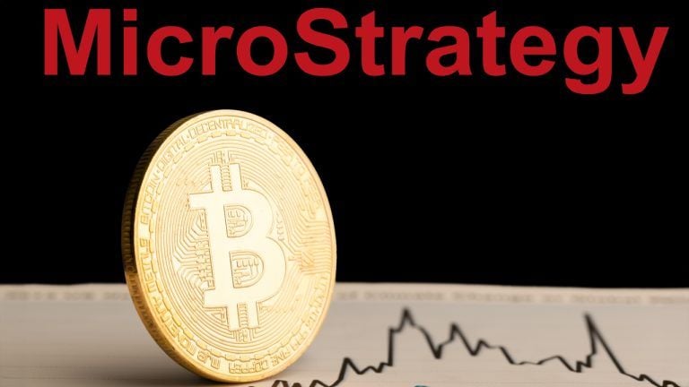 Critics Debate Microstrategy’s High-Stakes Bitcoin Play: Genius or a Ticking Time Bomb?