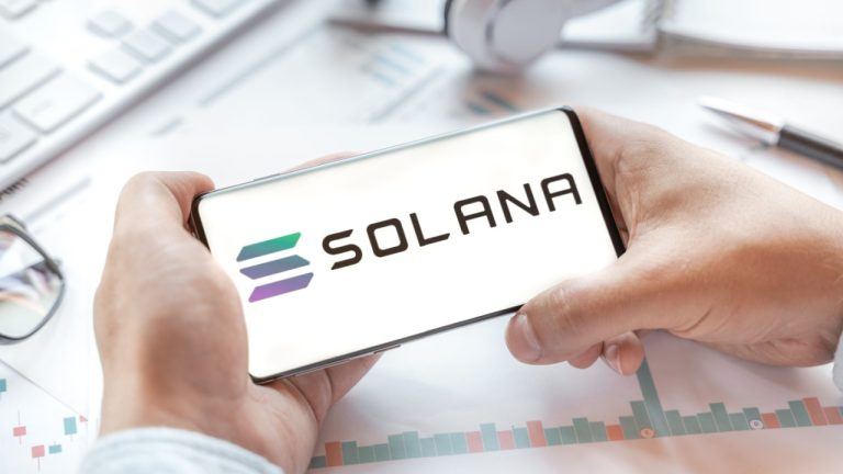 Новый рекорд для децентрализованных бирж Solana: ежемесячный объем превысил 100 миллиардов долларов