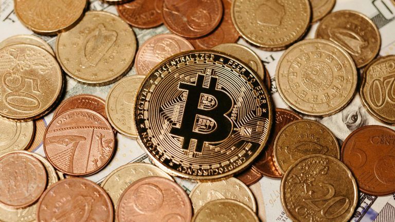 El camino de Bitcoin hacia $1 millón: La séptima maravilla del mundo financiero hace historia