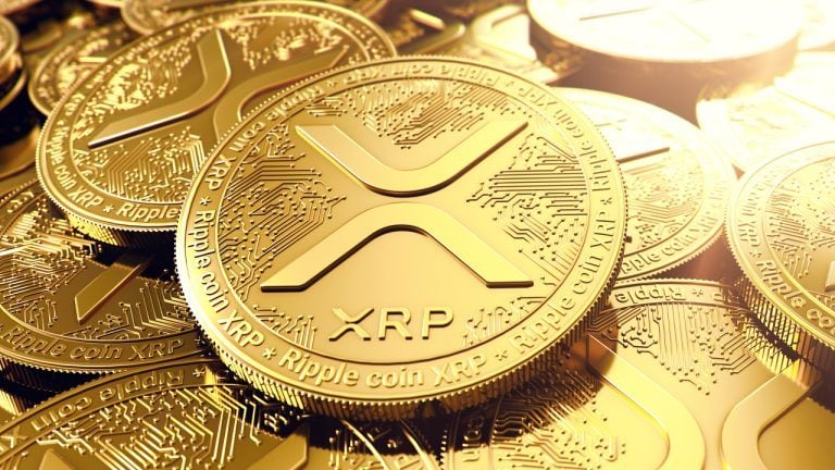 Actualización del Mercado de XRP: Los Toros Apuntan a $2.70 Mientras el Precio se Consolida en Niveles Clave