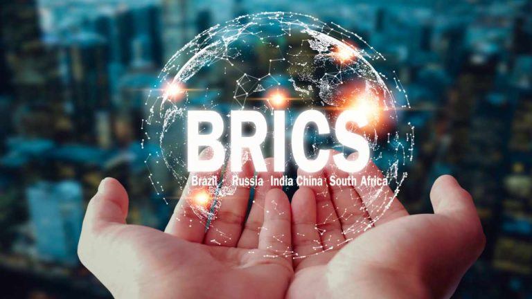 La Alianza BRICS se Expande: Rusia Confirma que Ningún Socio Declina